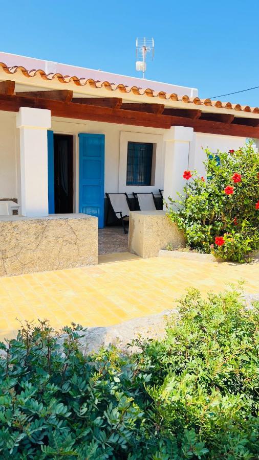 Villa Casa Vicent Campanitx Es Pujols Exterior foto